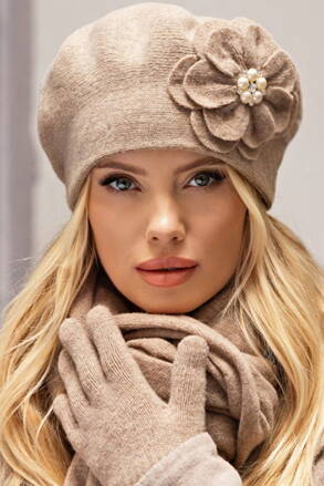 Tmavobéžová luxusná elegantná dámska baretka na zimu s kvetom Kamea Kalia