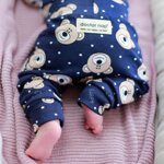 Detské nohavice pre bábätko organická bavlna Doctor Nap Bear SPO.4285 tmavomodré