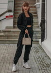 Dámska tepláková cargo mikina na zips crop Mosquito Loxy čierna