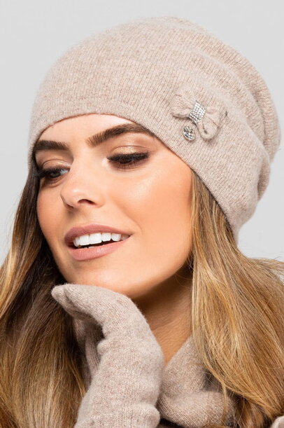 Tmavobéžová elegantná zimná dámska čiapka Kamea Florida