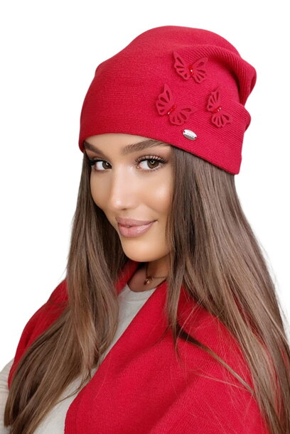 Červená elegantná dámska čiapka s motýlikmi Kamea Maram