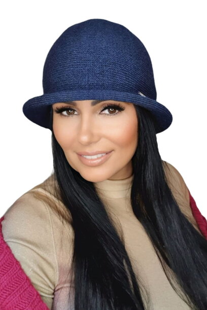 Tmavomodrý luxusný dámsky zimný klobúk Kamea Munira