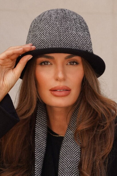 Čierny elegantný dámsky klobúk na zimu Kamea Zelda