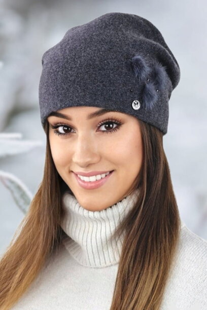 Grafitová elegantná dámska čiapka na zimu Kamea Onyks