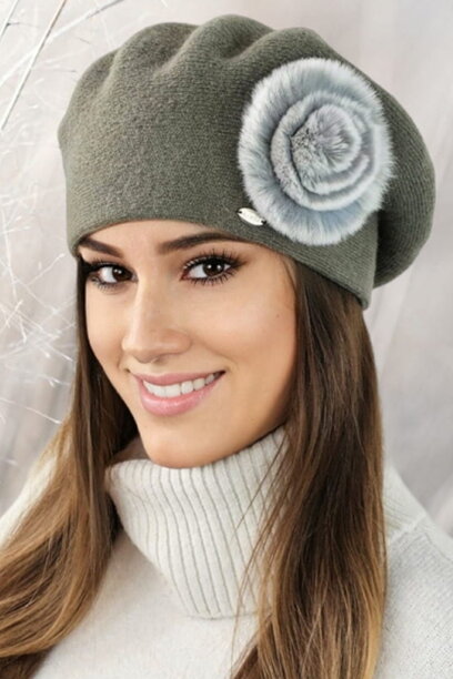 Khaki luxusná dámska baretka s kožušinou Kamea Orchid