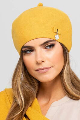 Medová dámska elegantná baretka na zimu Kamea Murcja