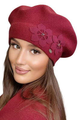 Bordová elegantná dámska zimná baretka s kvetmi Kamea Kora