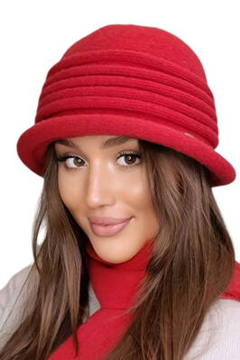 Červený elegantný dámsky luxusný klobúk na zimu Kamea Salerno