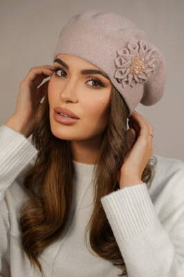 Ružová dámska elegantná baretka s kvetom Kamea Peonia