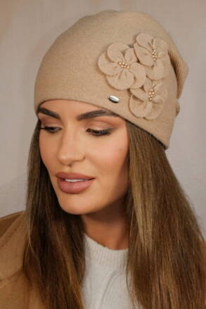Camel luxusná elegantná dámska čiapka na zimu s kvietkami Kamea Ambrozia