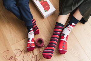 Vianočné pánske ponožky s Mikulášom Steven 136-109 tmavomodré