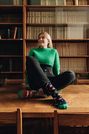 Dámske vianočné ponožky More Elf 078-A048 tmavomodré