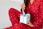 Luxusné vianočné pyžamo na gombíky Momenti Per Me Letters To Santa červené
